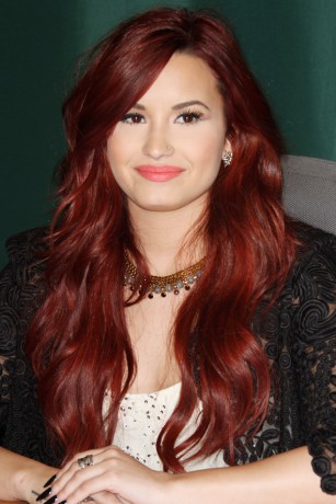 Red-Hair-Demi-Lovato-Hairstyle